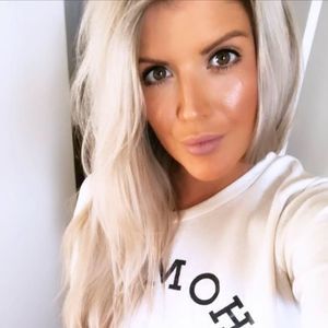 Meet your Posher, Alanna